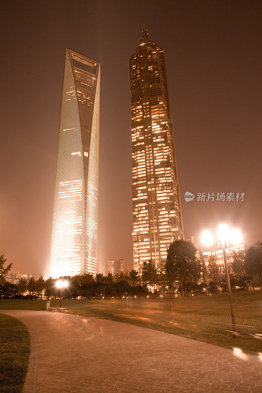 SWFC -上海环球金融中心、金茂大厦夜景。